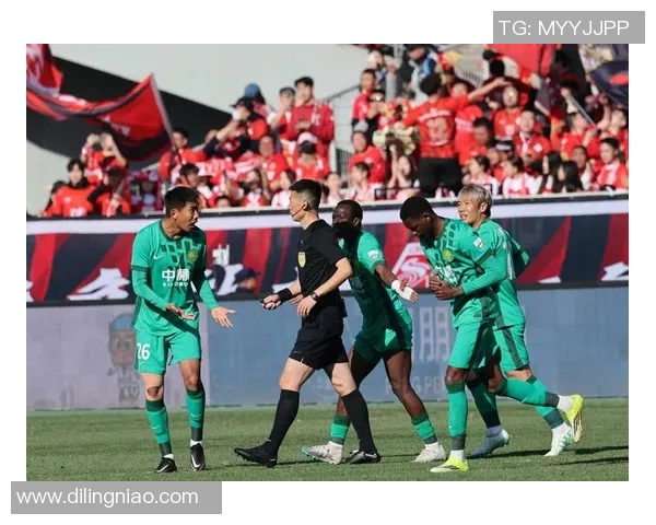 国安热身赛3-1战胜辽宁铁人新援孔特表现获赞引关注 国安热身赛3-1战胜辽宁铁人新援孔特表现获赞引关注